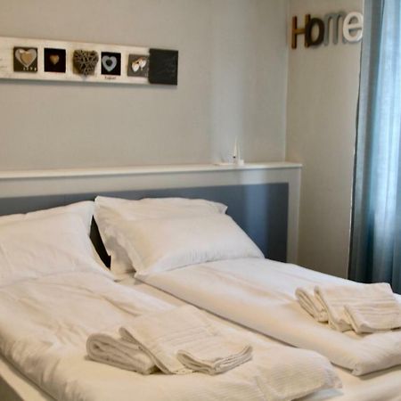 Отель Olivier House Верона Экстерьер фото