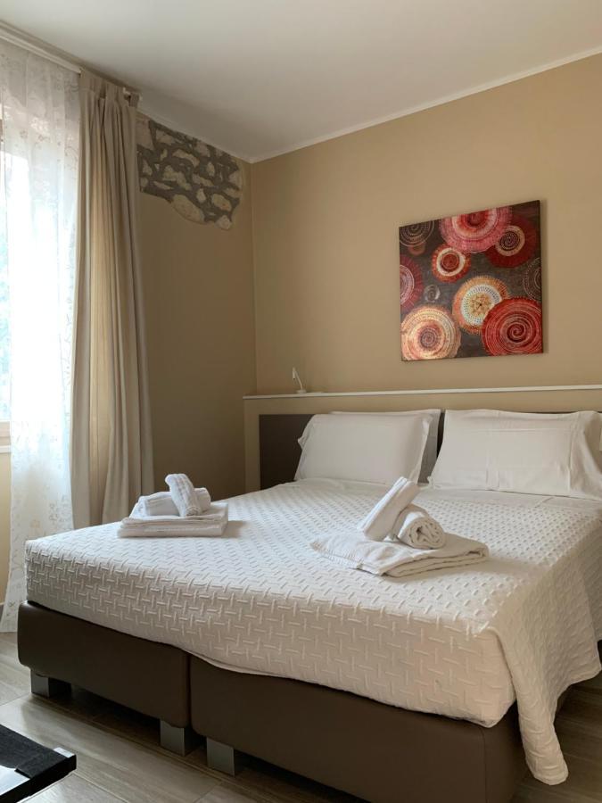 Отель Olivier House Верона Экстерьер фото